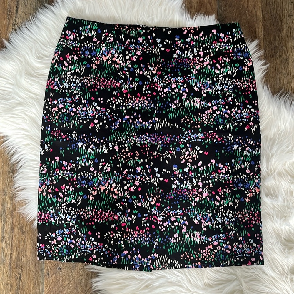 Talbots Black Floral Pencil Skirt Zip Women’s Size 8